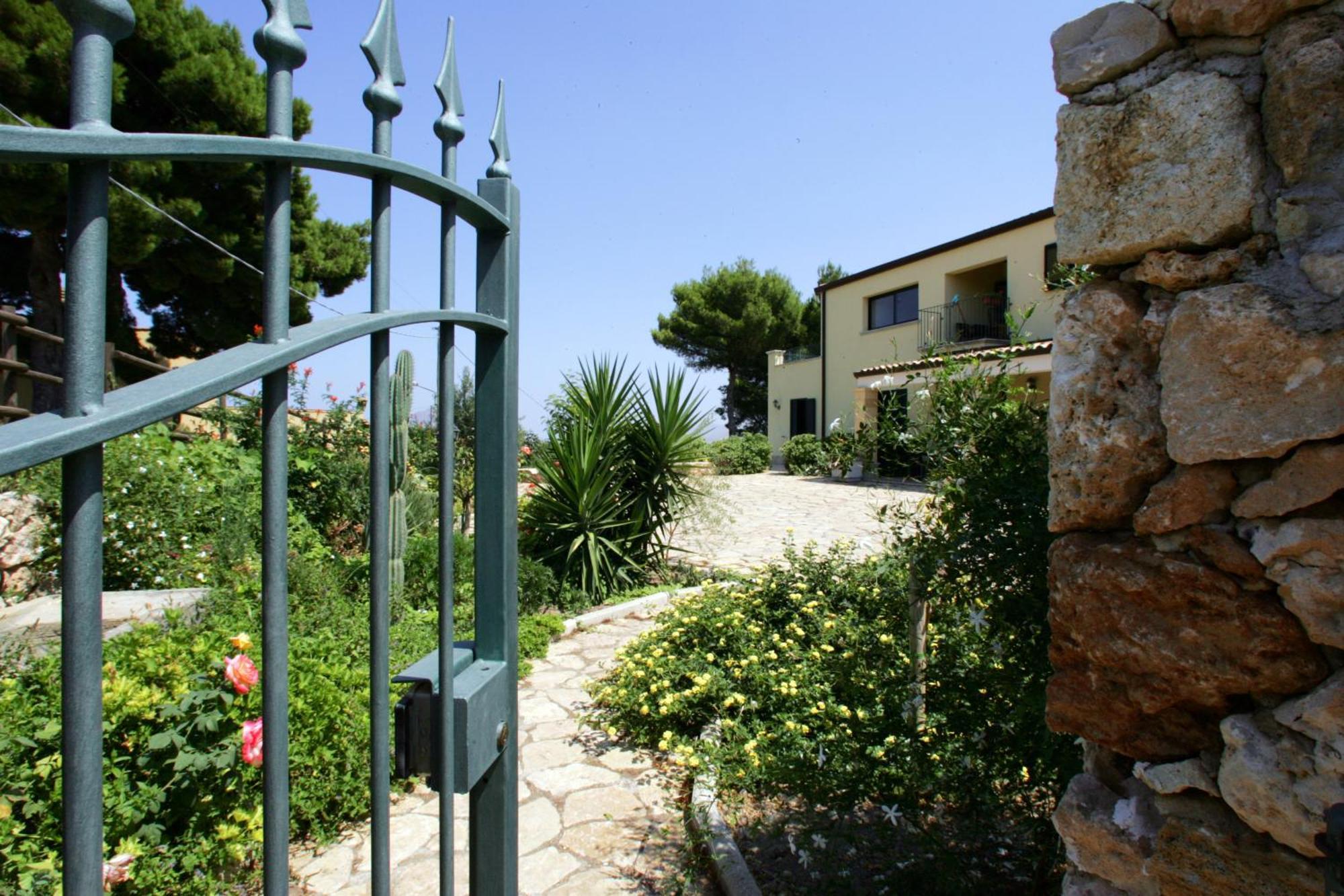 Ferienwohnung Brezza D'Estate Valderice Exterior foto